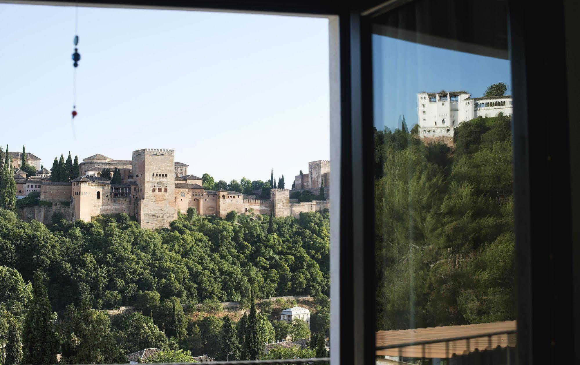 Apartamentos Montesclaros Granada Eksteriør billede